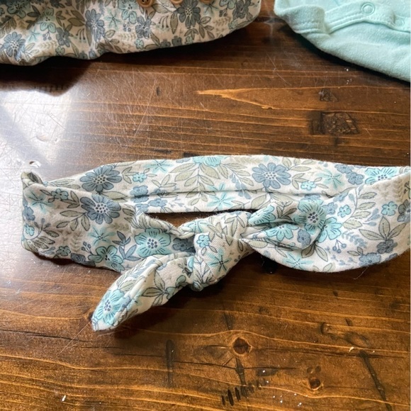 🦄Baby Bundle - Picture 7 of 9